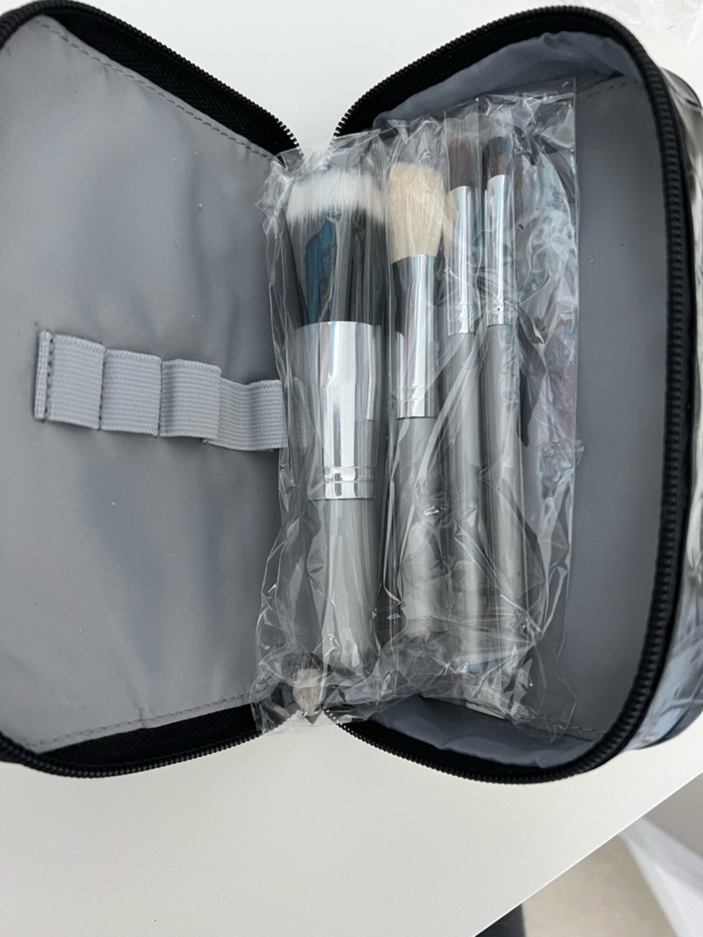Set of Silver Makeup Brushes with Travel Case